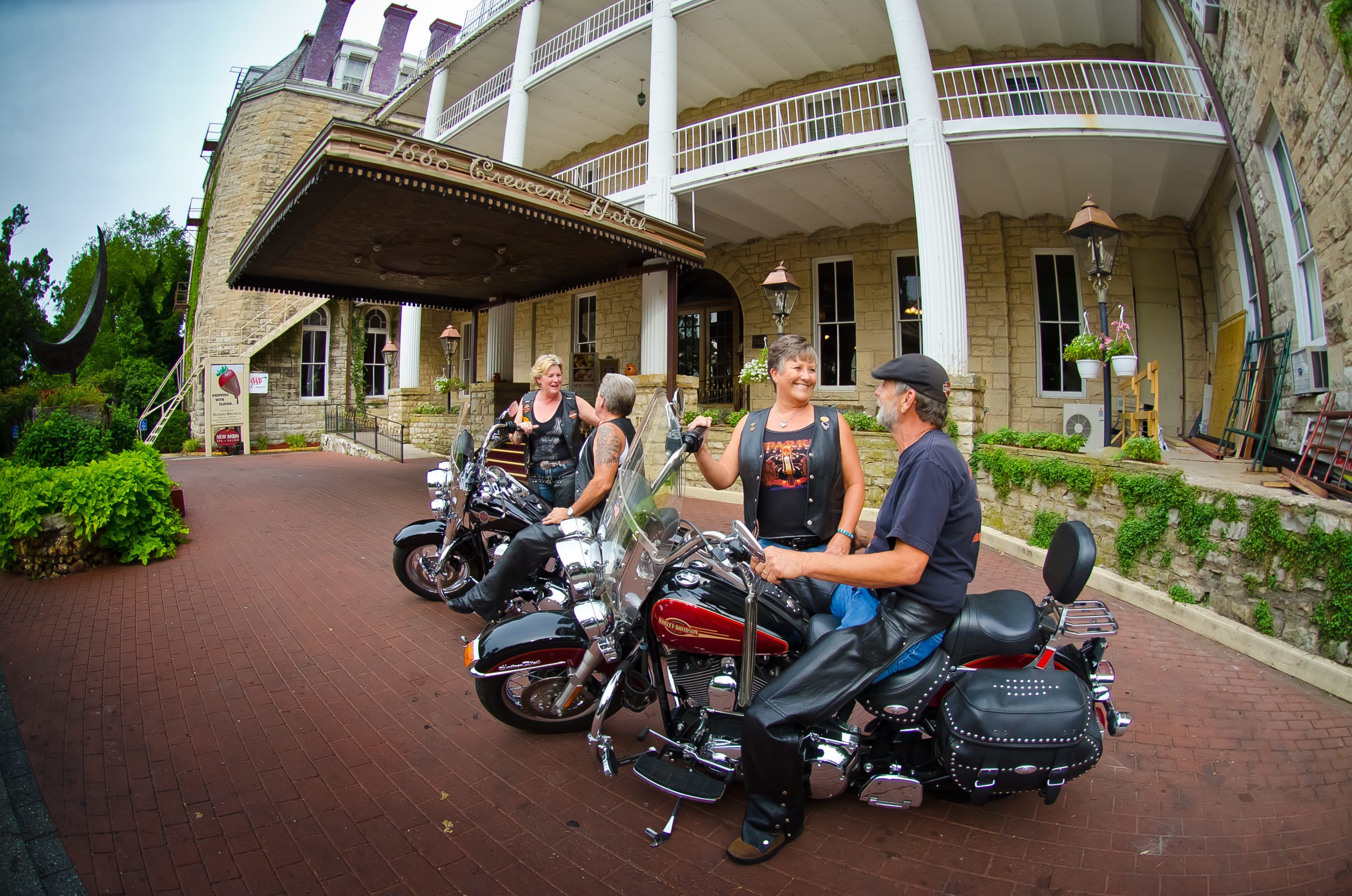 Bikes, Blues & BBQ 2019 Travel Eureka Springs