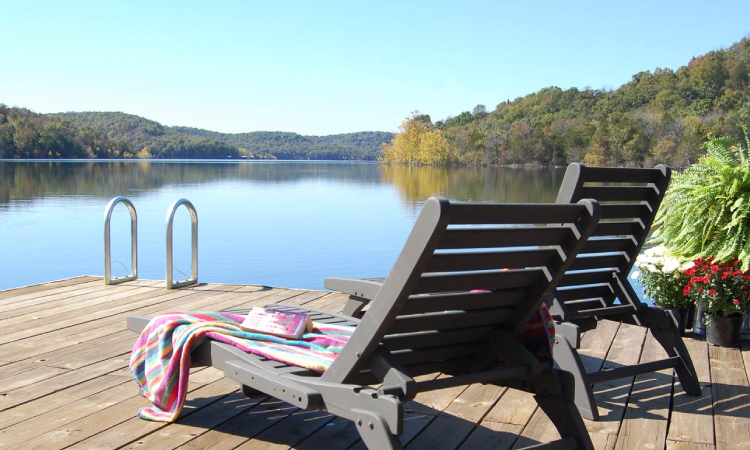 beaver-lake-in-rogers-arkansas View of Beaver Lake, Rogers Arkansas