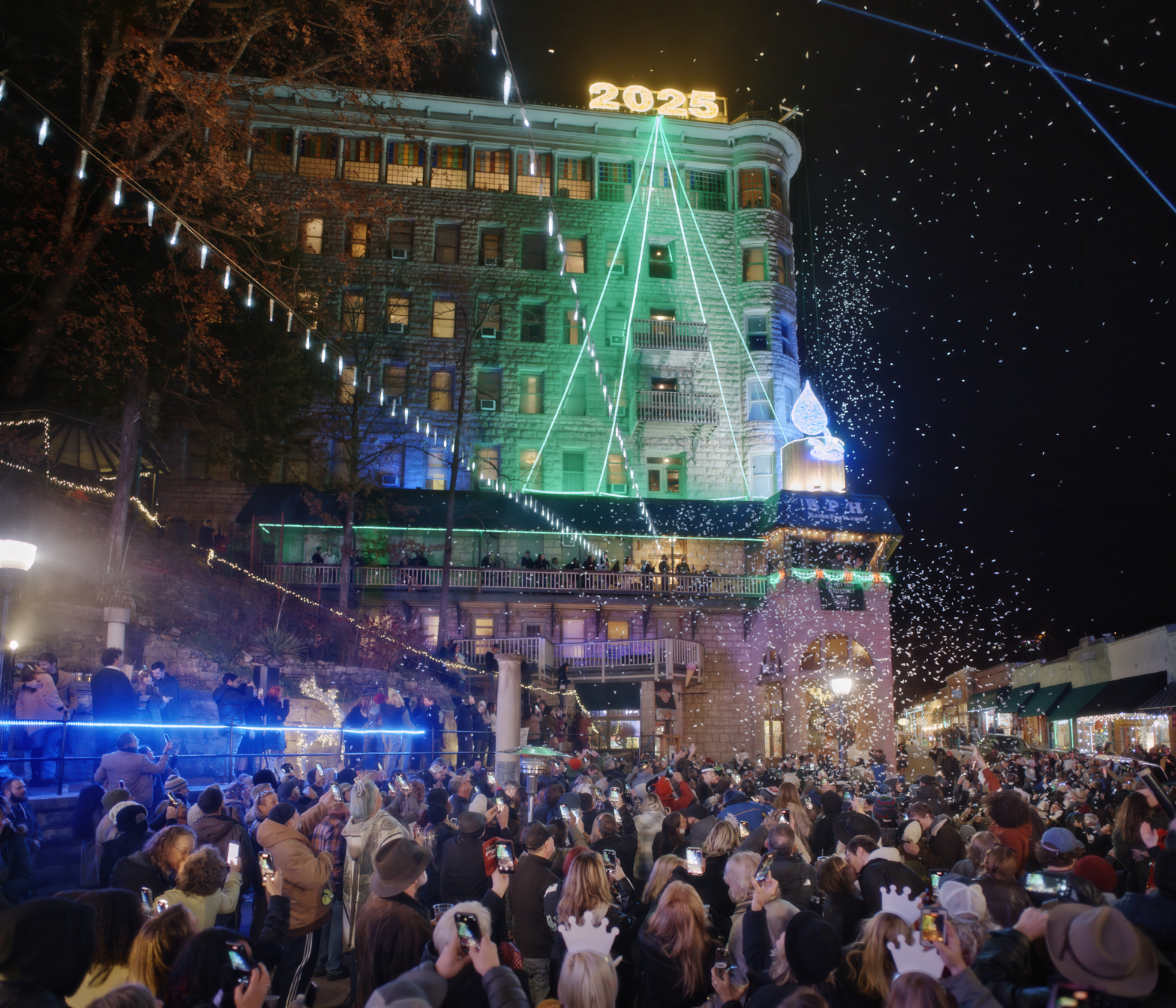 Eureka Springs New Years eve countdown