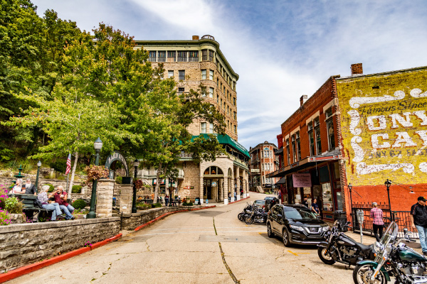 motorcycle-rides-in-eureka-springs