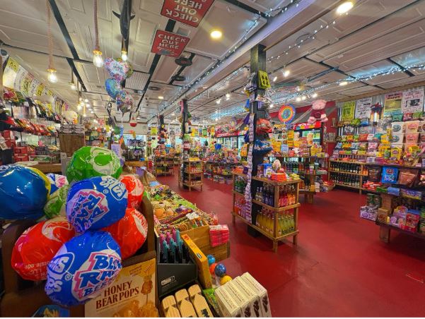 Eureka Springs Shops for Kids 